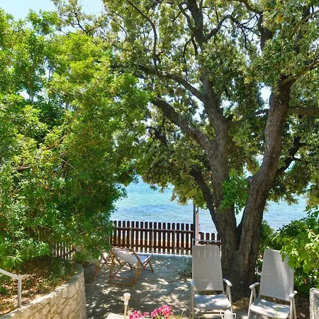 Kondura With A Sea View *