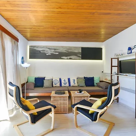 Casa vacanze Kondura With A Sea View *