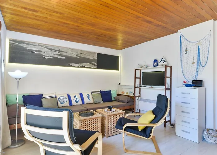 Kondura With A Sea View *